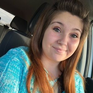 Meet your Posher, Nickole